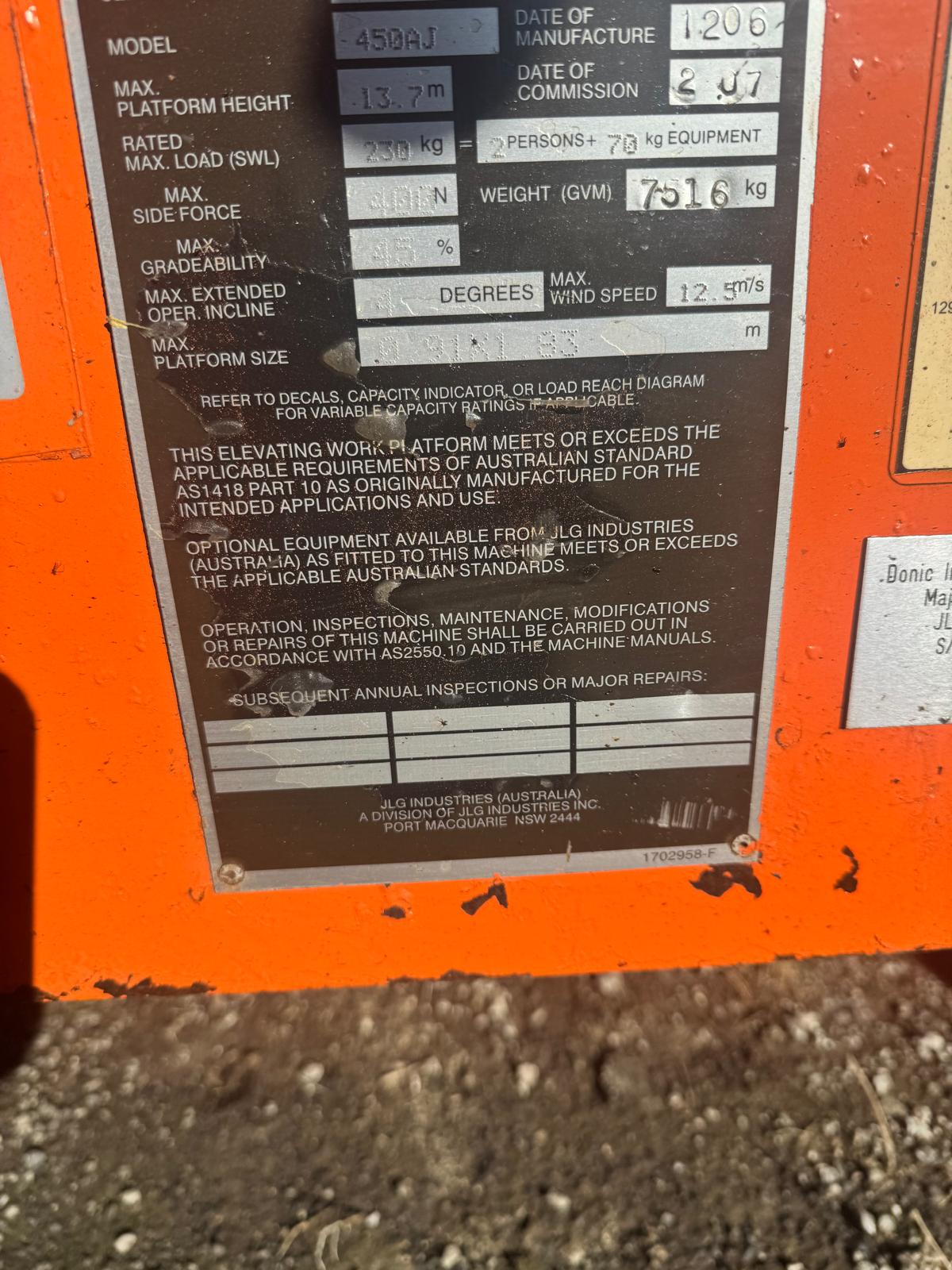 Sold - Telescopic Boom Lift - View 3